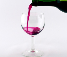 יין – כיצד, מתי ועם מה להגיש?